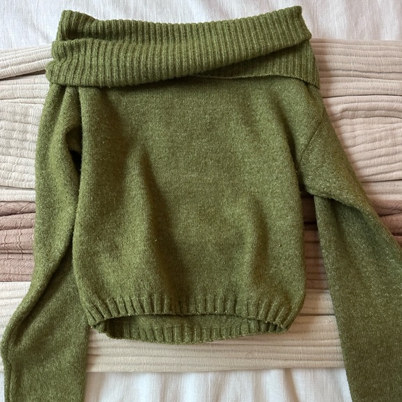 Urban Outfitters Sweaters - Urban Outfitters Silence + Noise Olive Off Shoulder Sweater